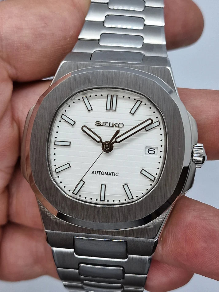 Seiko Modwist Nautilus whitesapphire glass
